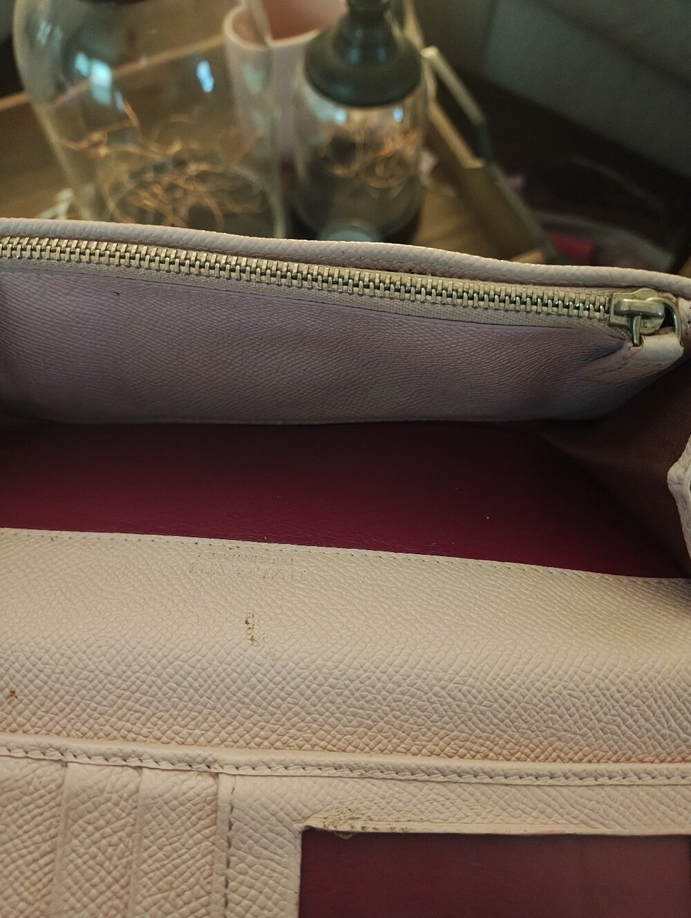 Bvlgari Pale Pink Leather Continental Wallet with Signature Circle Logo - Picture 12 of 16